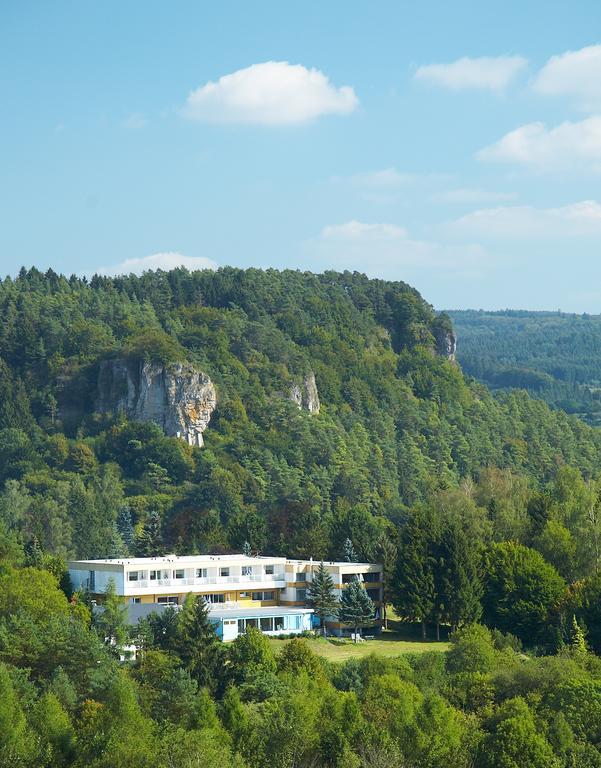 Seehotel Am Stausee 4 Sterne Superior Герольштайн Экстерьер фото