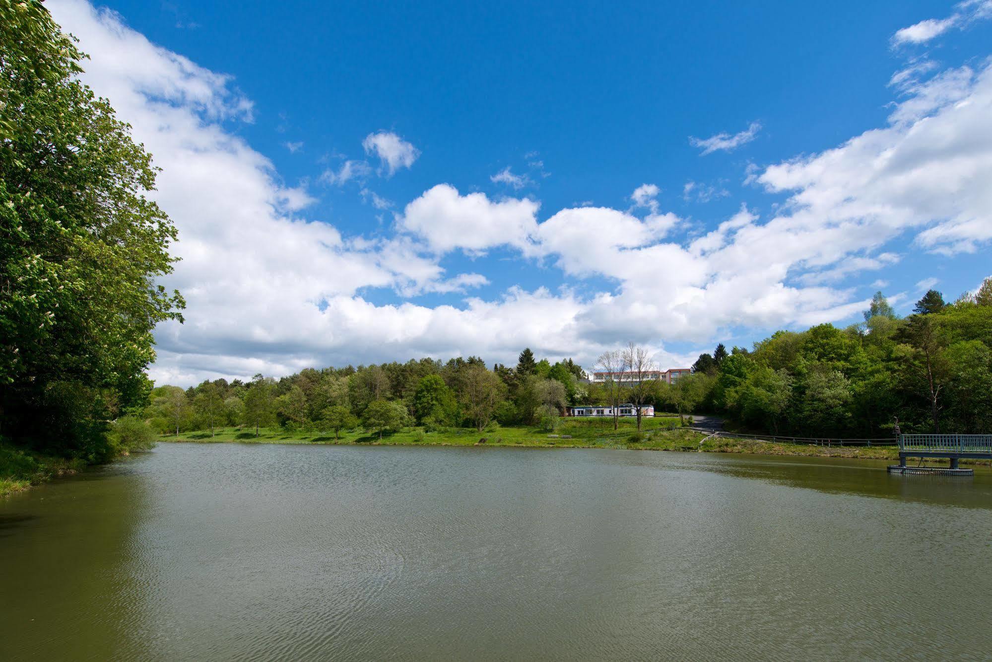 Seehotel Am Stausee Герольштайн Экстерьер фото